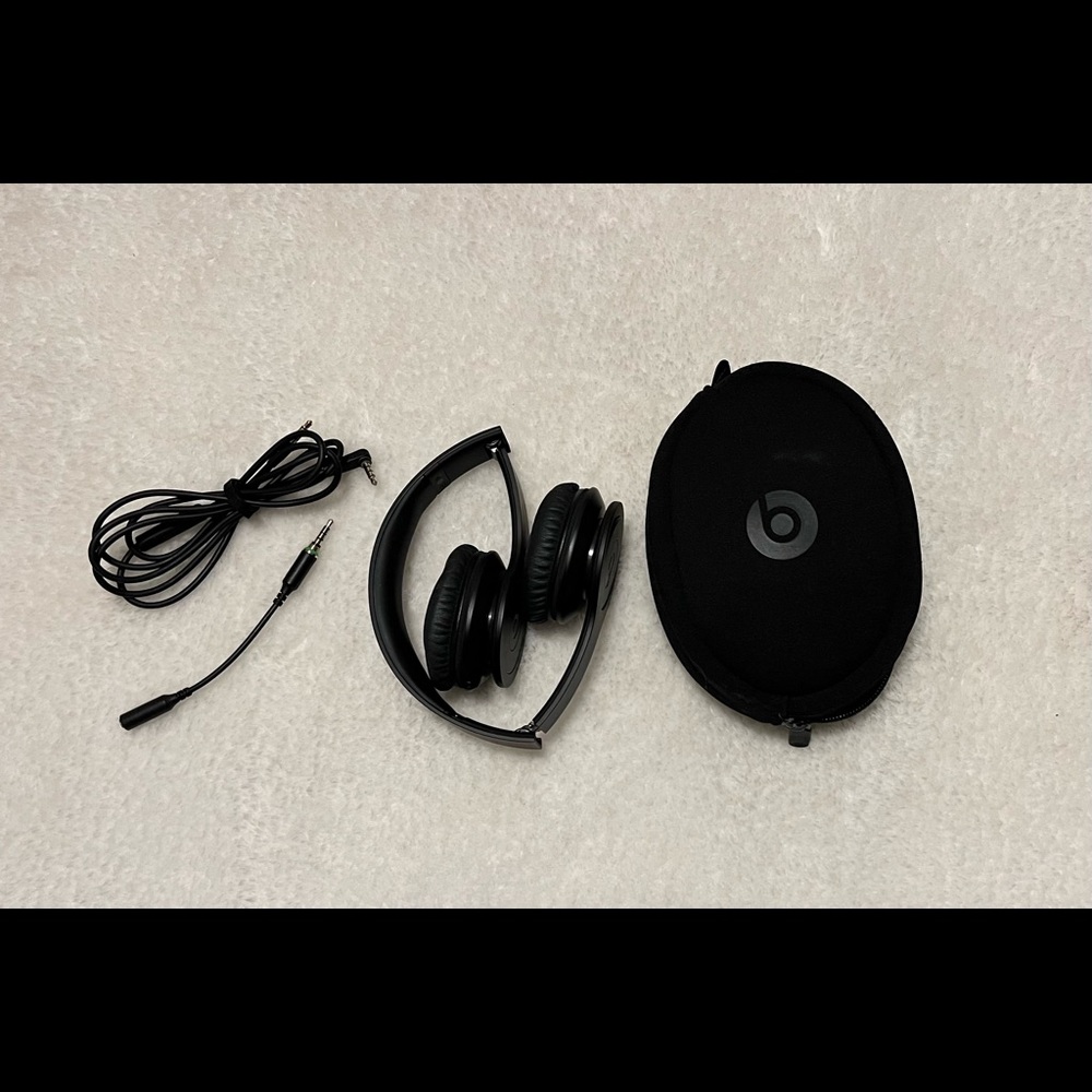 Beat head phones (100% authentic)